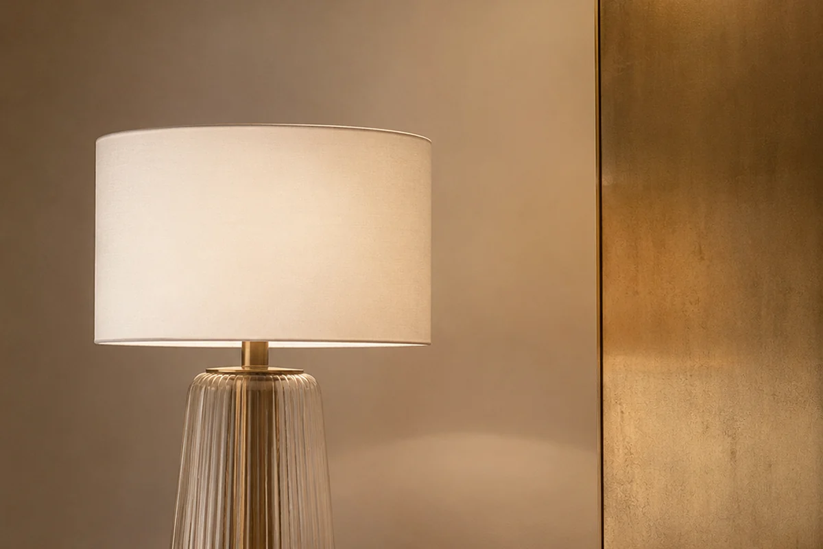 Warm lighting material and table lamp detail