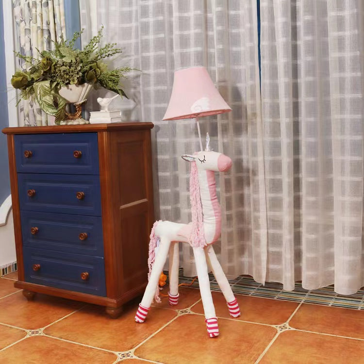 Minori Plüsche Stehleuchte in Einhornform, Metall, 130CM Lang - Lumpaz