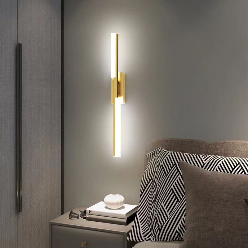 Alana Geometrische Spiegelfront-Wandleuchte, Schwarz & Gold, 40/60CM Lang - Lumpaz