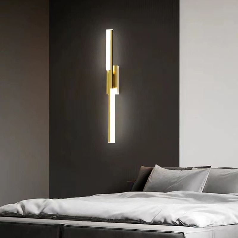Alana Geometrische Spiegelfront-Wandleuchte, Schwarz & Gold, 40/60CM Lang - Lumpaz