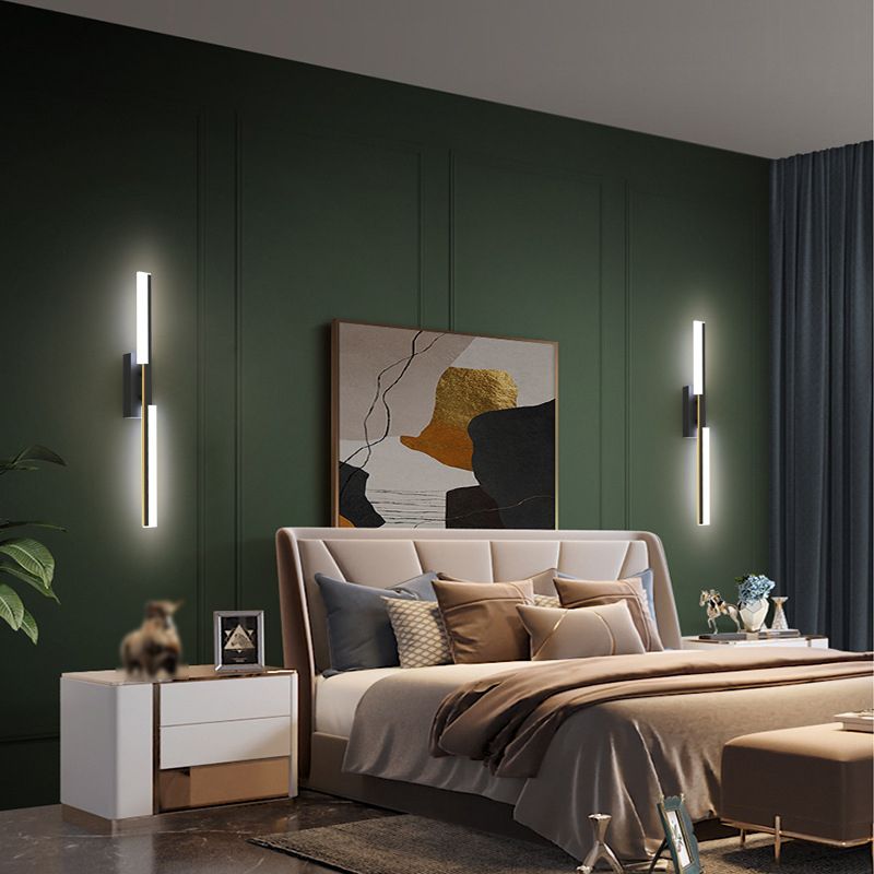 Alana Geometrische Spiegelfront-Wandleuchte, Schwarz & Gold, 40/60CM Lang - Lumpaz