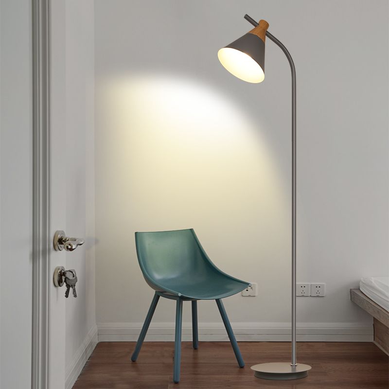 Morandi Stehleuchte, Metall, 3 Farben, 150CM Lang - Lumpaz