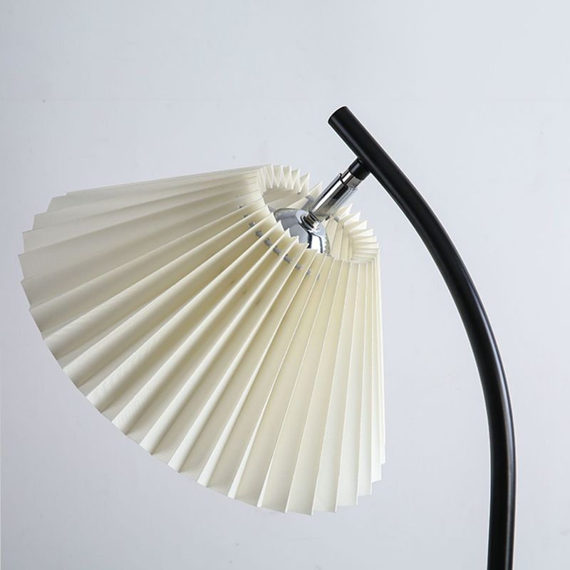 Ozawa Stehlampe Plissiert, Metall, 3 Farben, 157CM Lang - Lumpaz