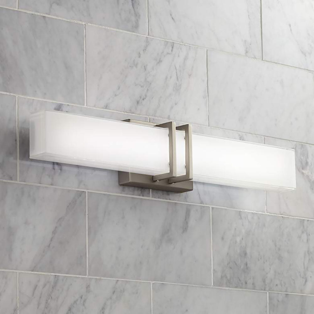 Leigh Nickel Spiegelfront Waschtisch-Wandleuchte, 60CM Lang - Lumpaz