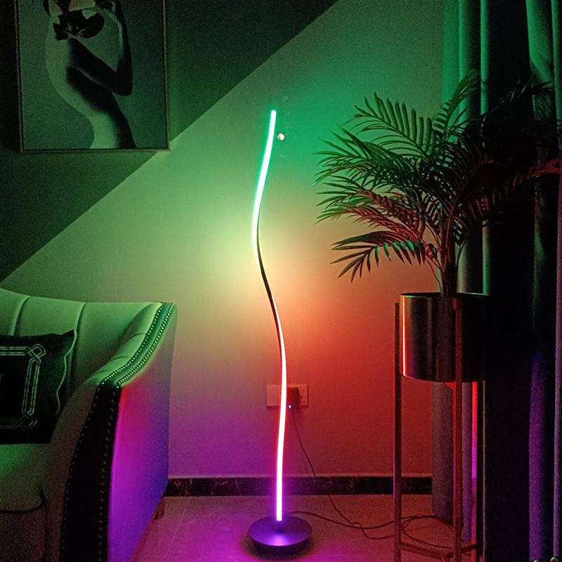 Stromlinie Stehleuchte, Metall, 2 Farben, 145CM Lang - Lumpaz