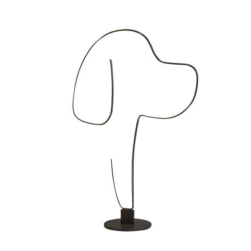 Edge Lineare Stehleuchte in Katzen- und Hundeform, Metall, 120CM Lang - Lumpaz