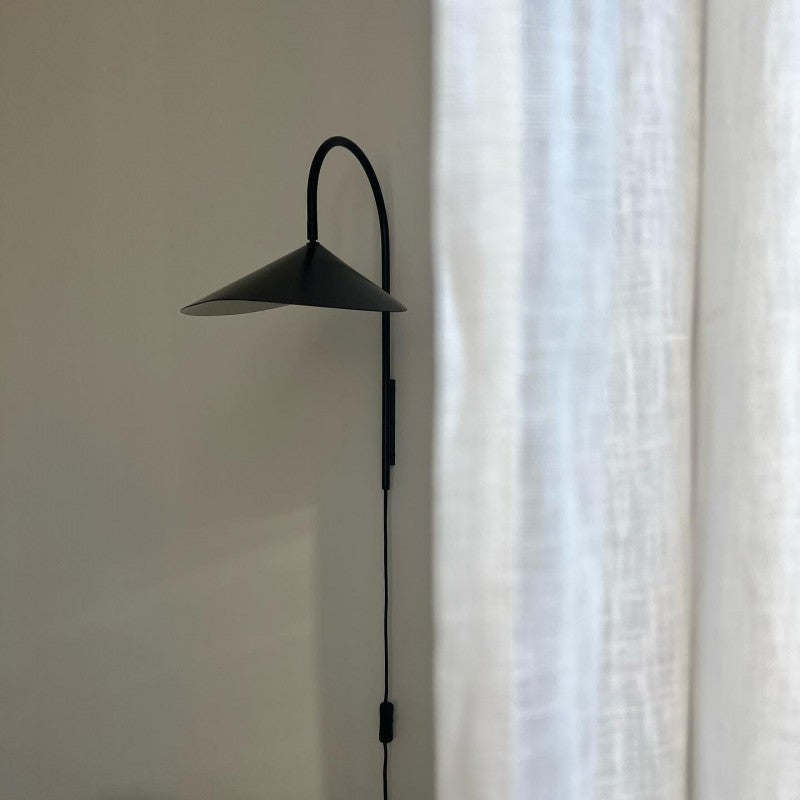 Modern Arum Creative  Wall Lamp For Bedroom - Lumpaz