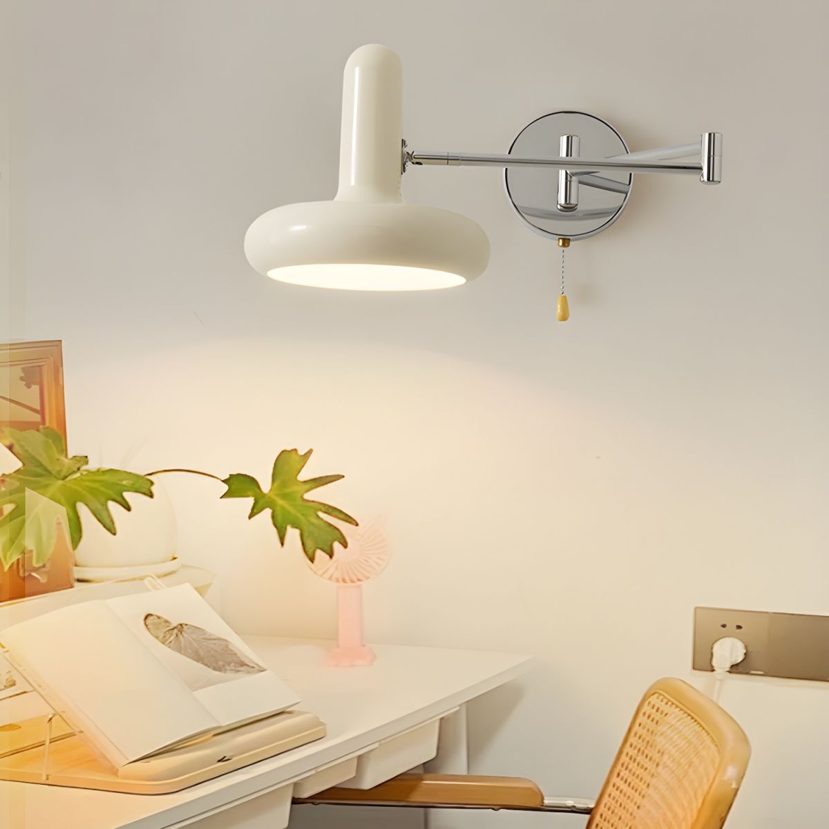 Retro Capsule White Swing Arm Wall Lamp - Lumpaz