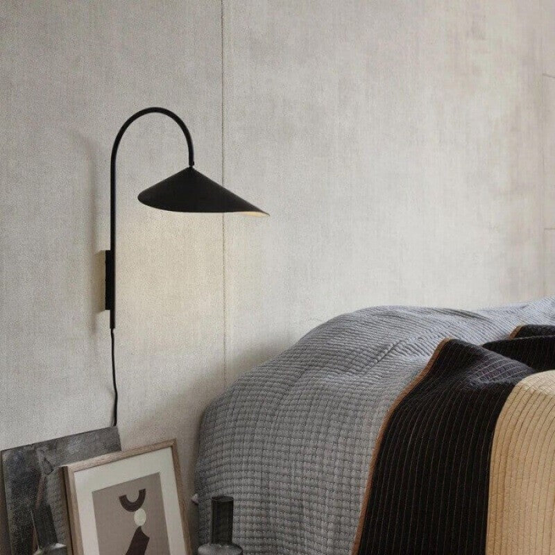 Modern Arum Creative  Wall Lamp For Bedroom - Lumpaz