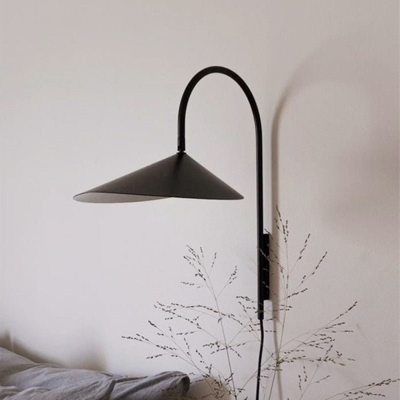 Modern Arum Creative  Wall Lamp For Bedroom - Lumpaz