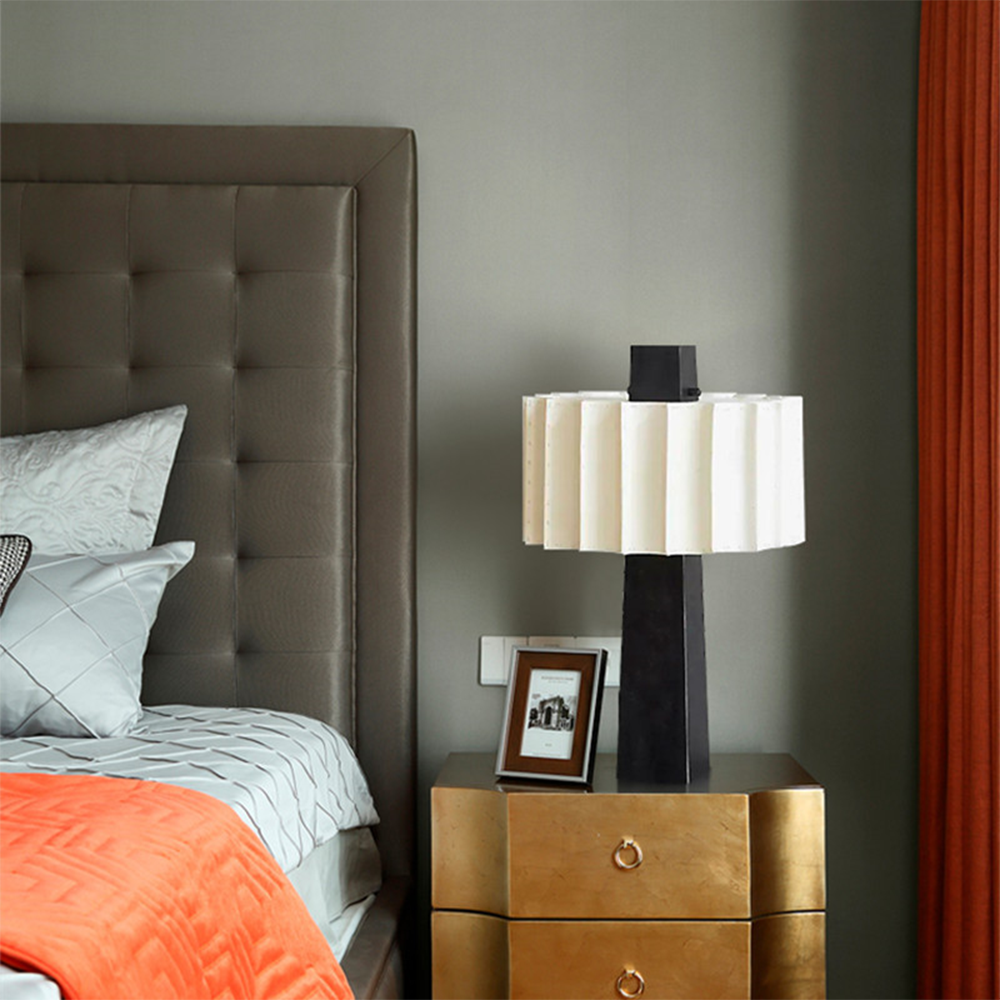 Creative Designer Black & White Decorative Table Lamp - Lumpaz