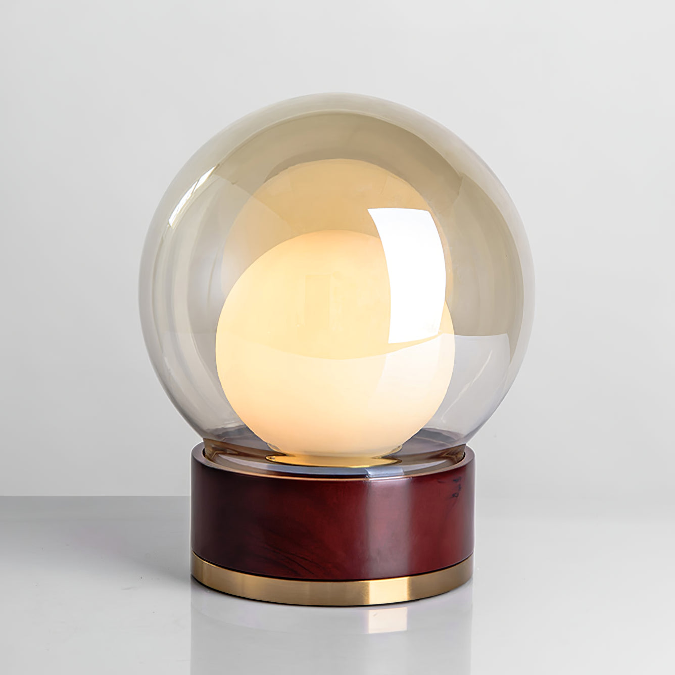 Modern Rigel Round Glass Table Light - Lumpaz