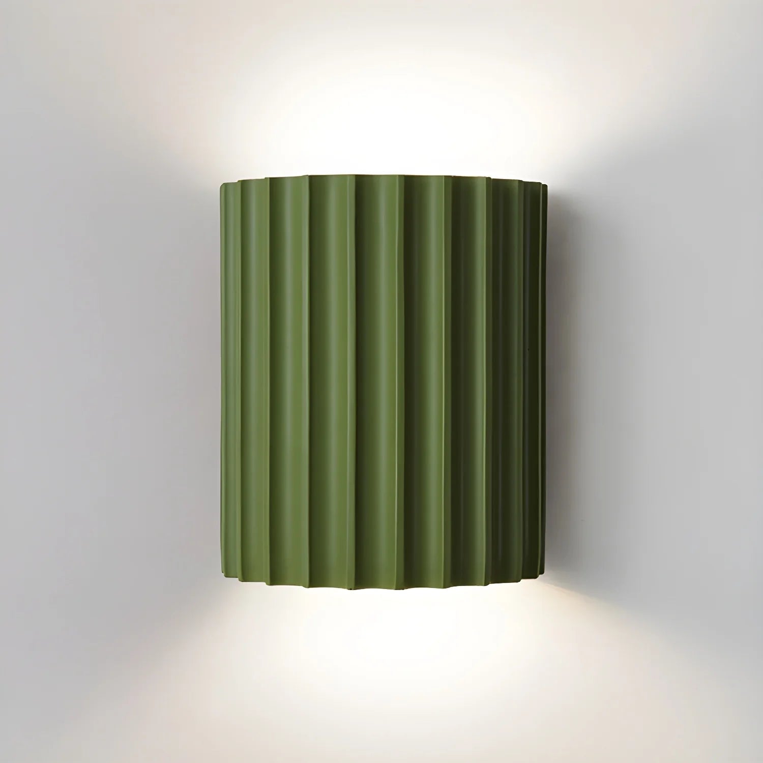 Modern Half-Circle Resin Wall Sconce For Living Room - Lumpaz