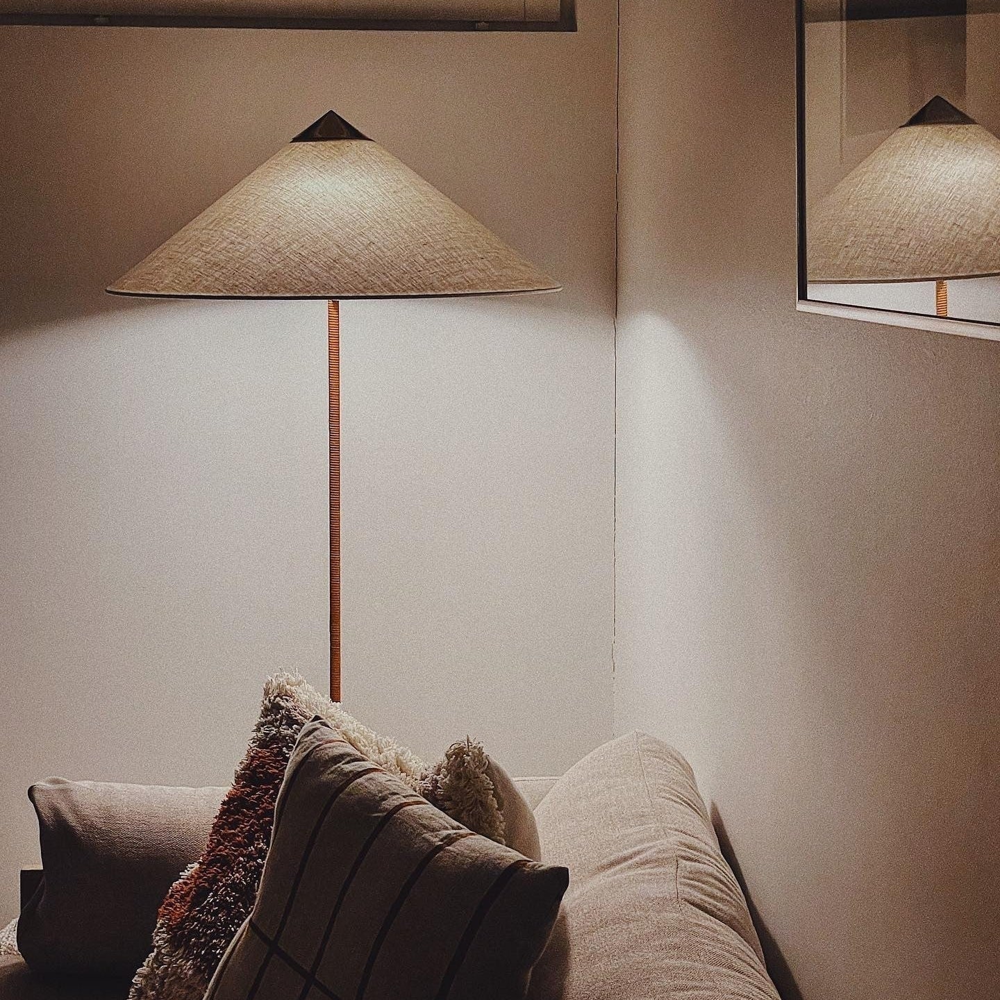 Vintage Rattan Tall Floor lamp For Reading - Lumpaz