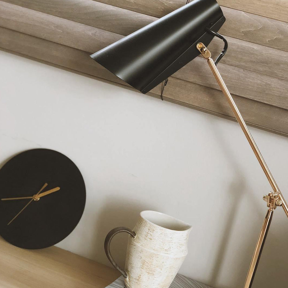 Unique Nordic Style Art Decor Table Lamp - Lumpaz