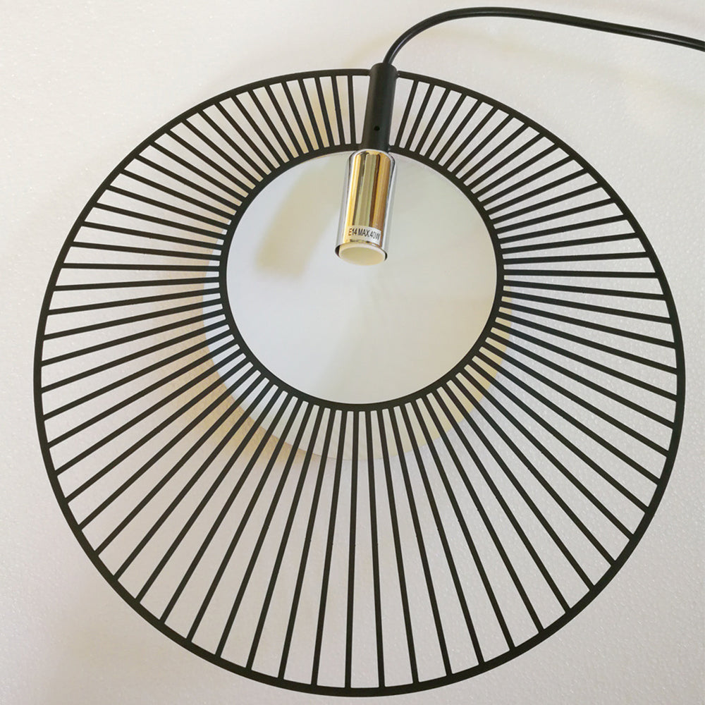 Minimalist Black Metal Pendant Light for Dining Room - Lumpaz