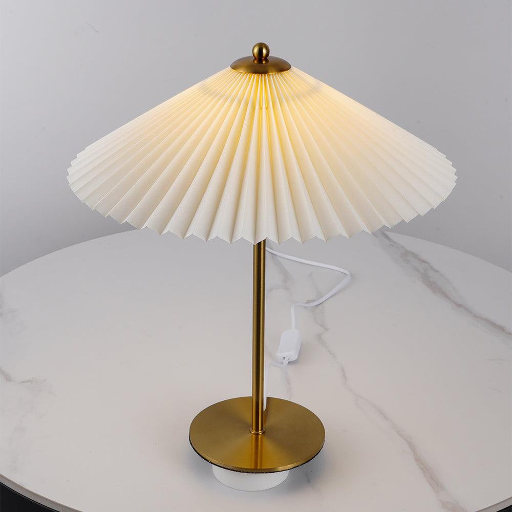 Mid Century Modern Pleated Table Lamp - Lumpaz