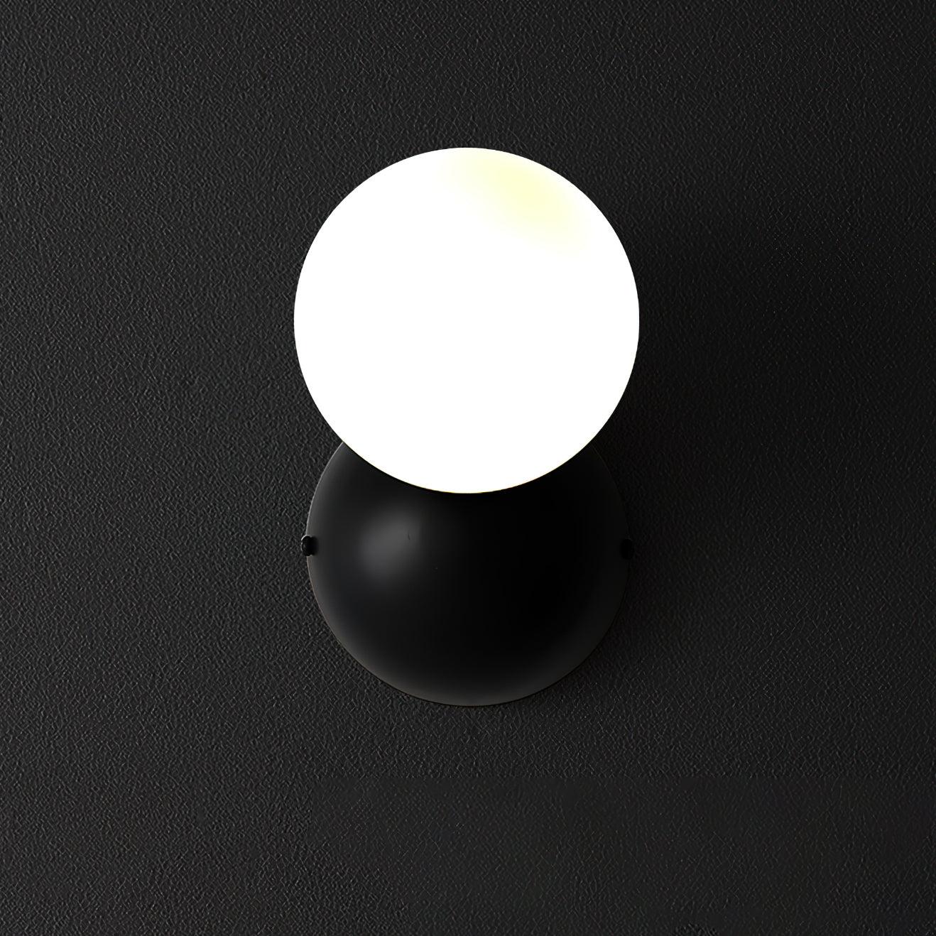 Single Globe Wall Light - Lumpaz