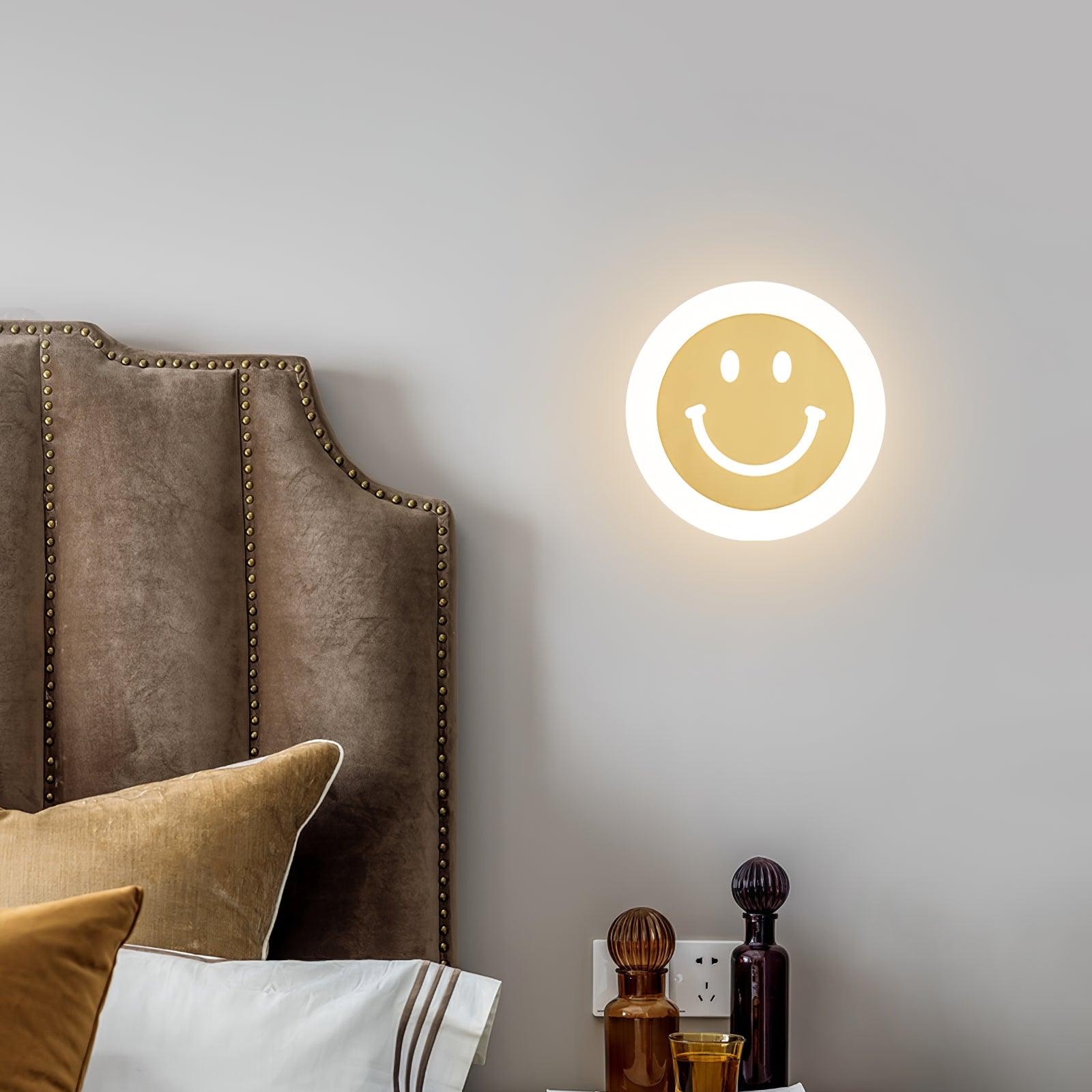 Smiley Wall Lamp - Lumpaz