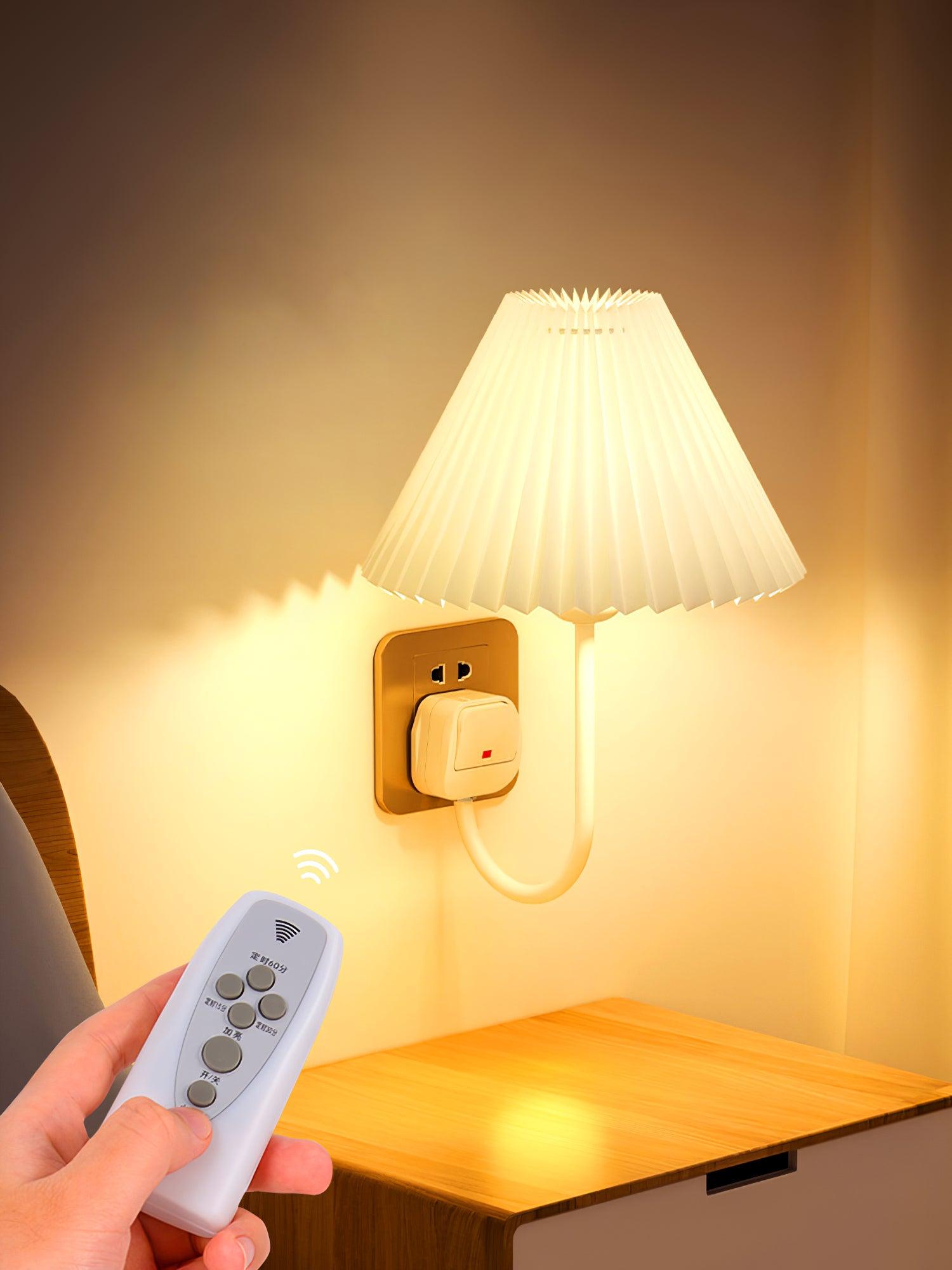 Plug-in Wall Light - Lumpaz