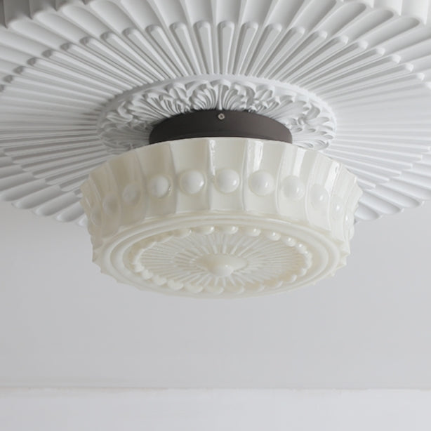 White Vintage Round Pendant Light - Lumpaz