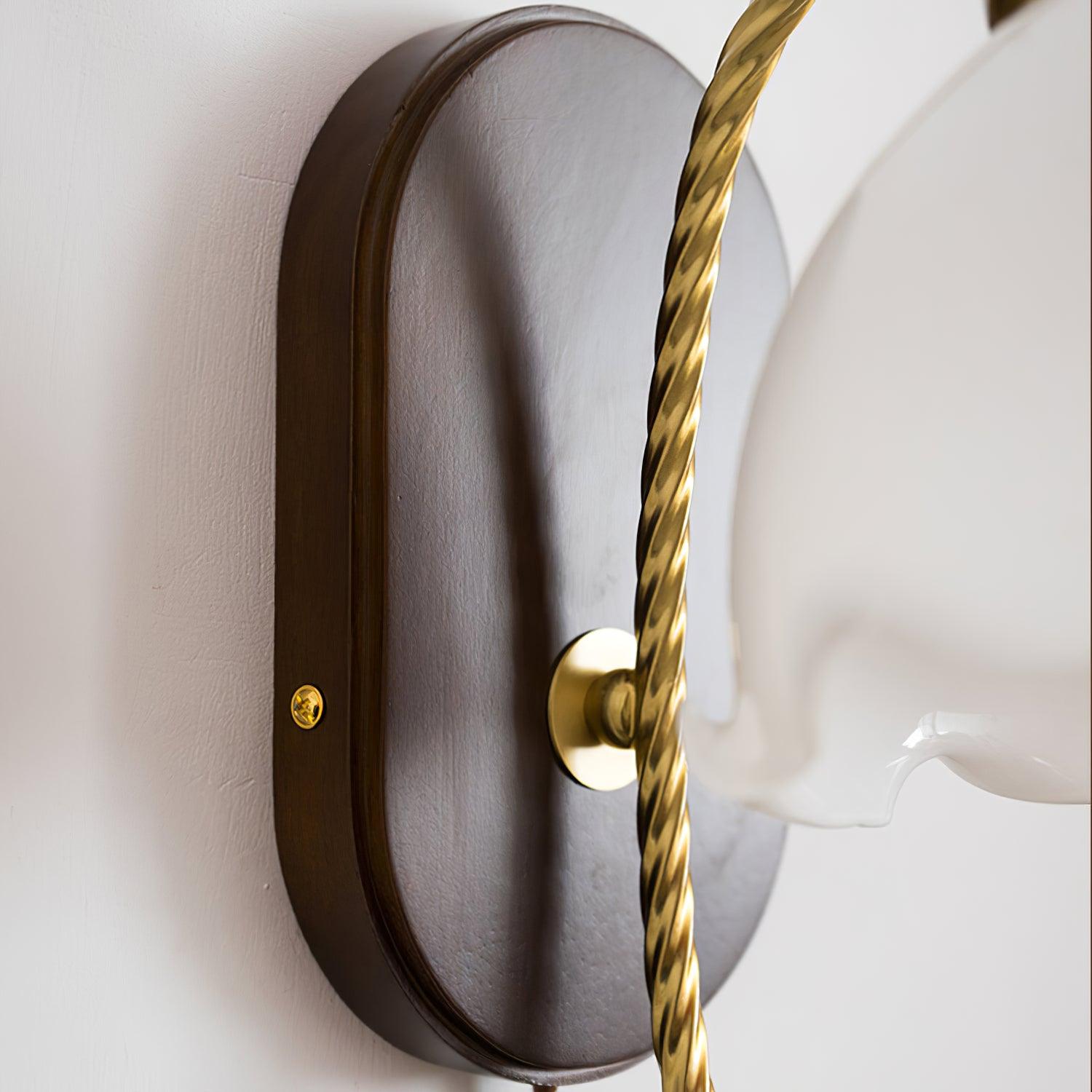 Milky Flower Wall Light - Lumpaz