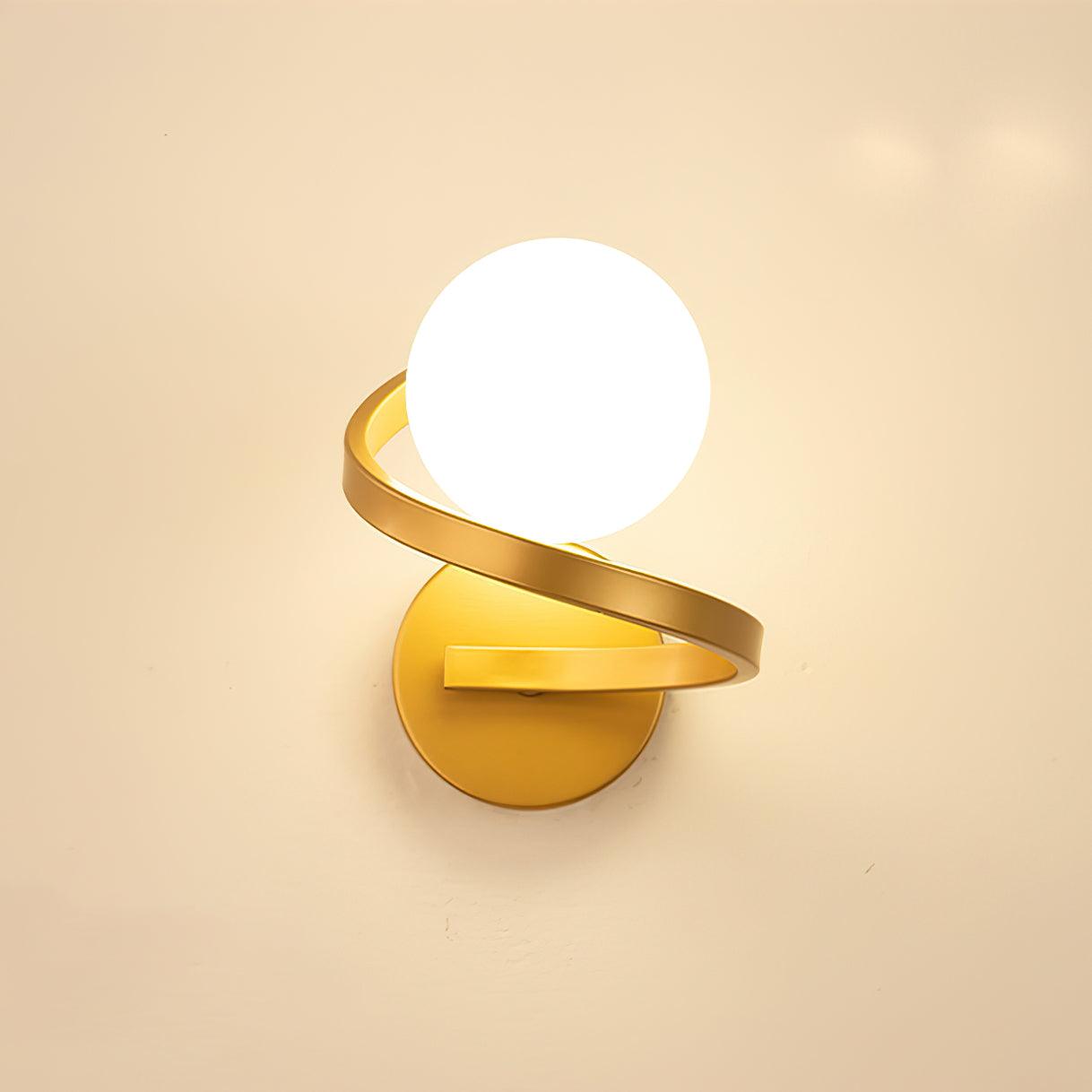 Curved Brass Wall Lamp - Lumpaz