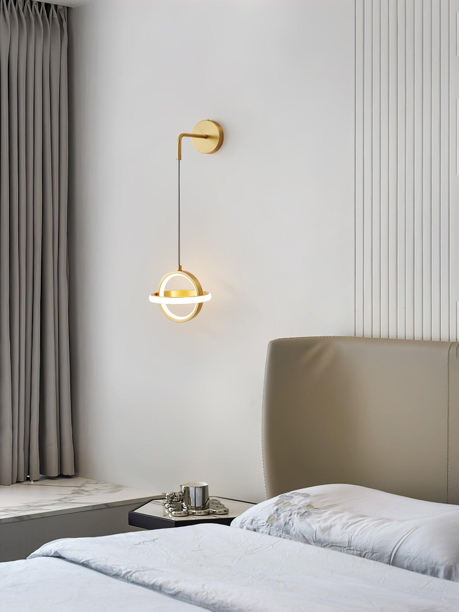 Oval Brass Wall Light - Lumpaz