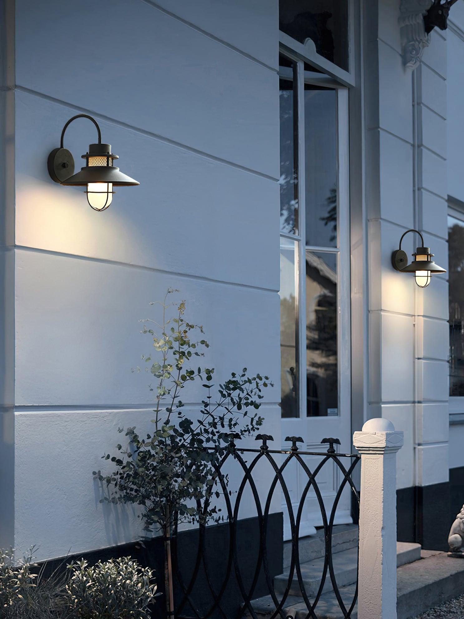 Felix Outdoor Wall Lamp - Lumpaz