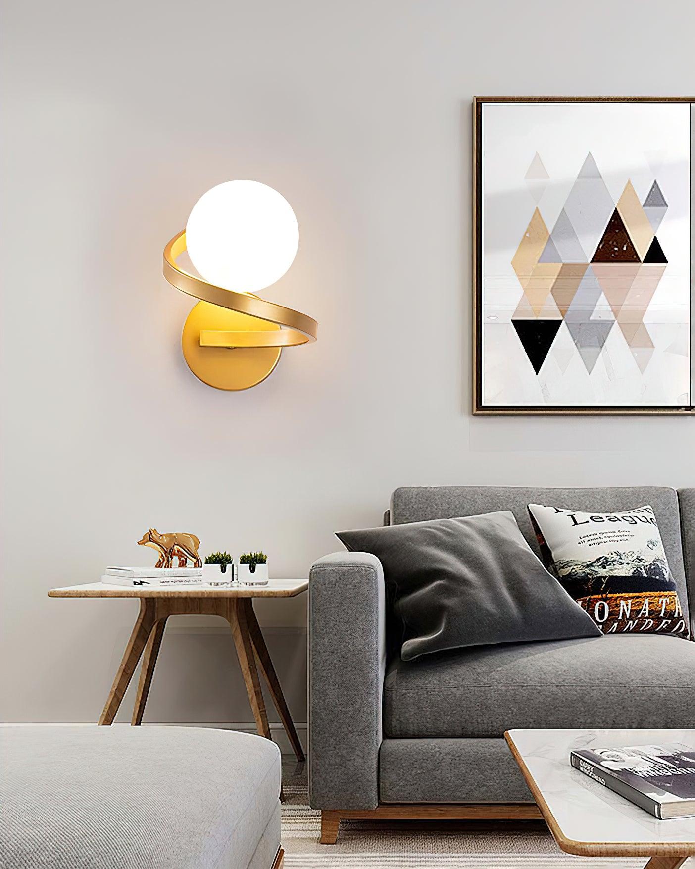 Curved Brass Wall Lamp - Lumpaz