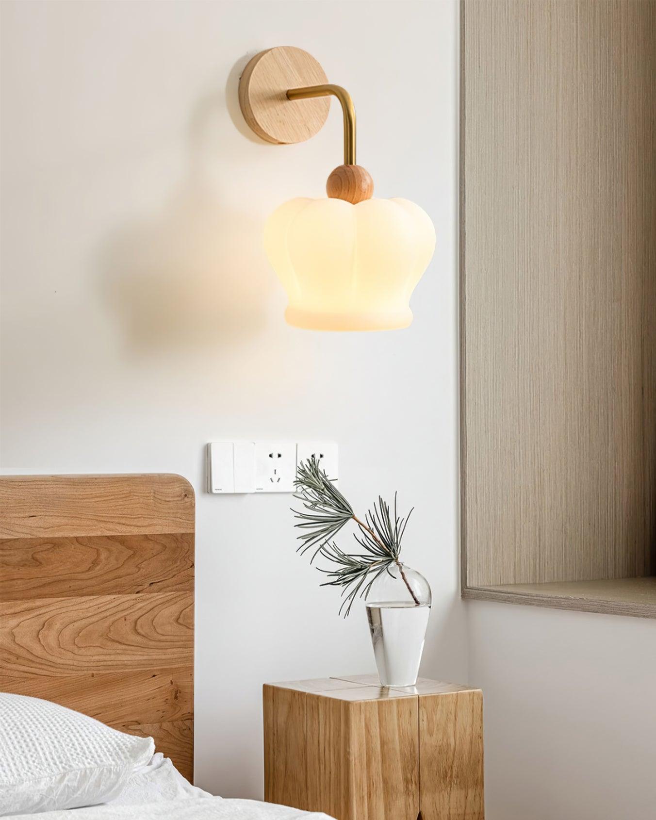 Crown Wall Lamp - Lumpaz