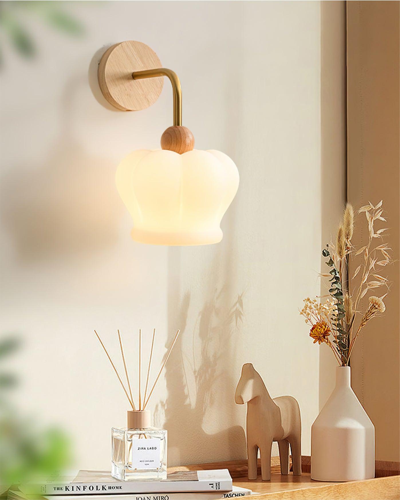 Crown Wall Lamp - Lumpaz