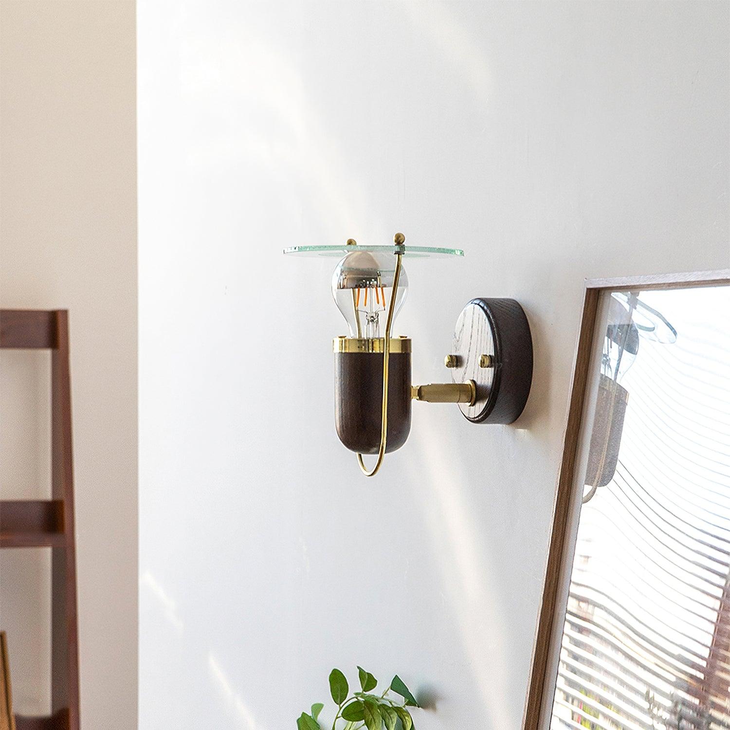 Vaughan Wall Light - Lumpaz
