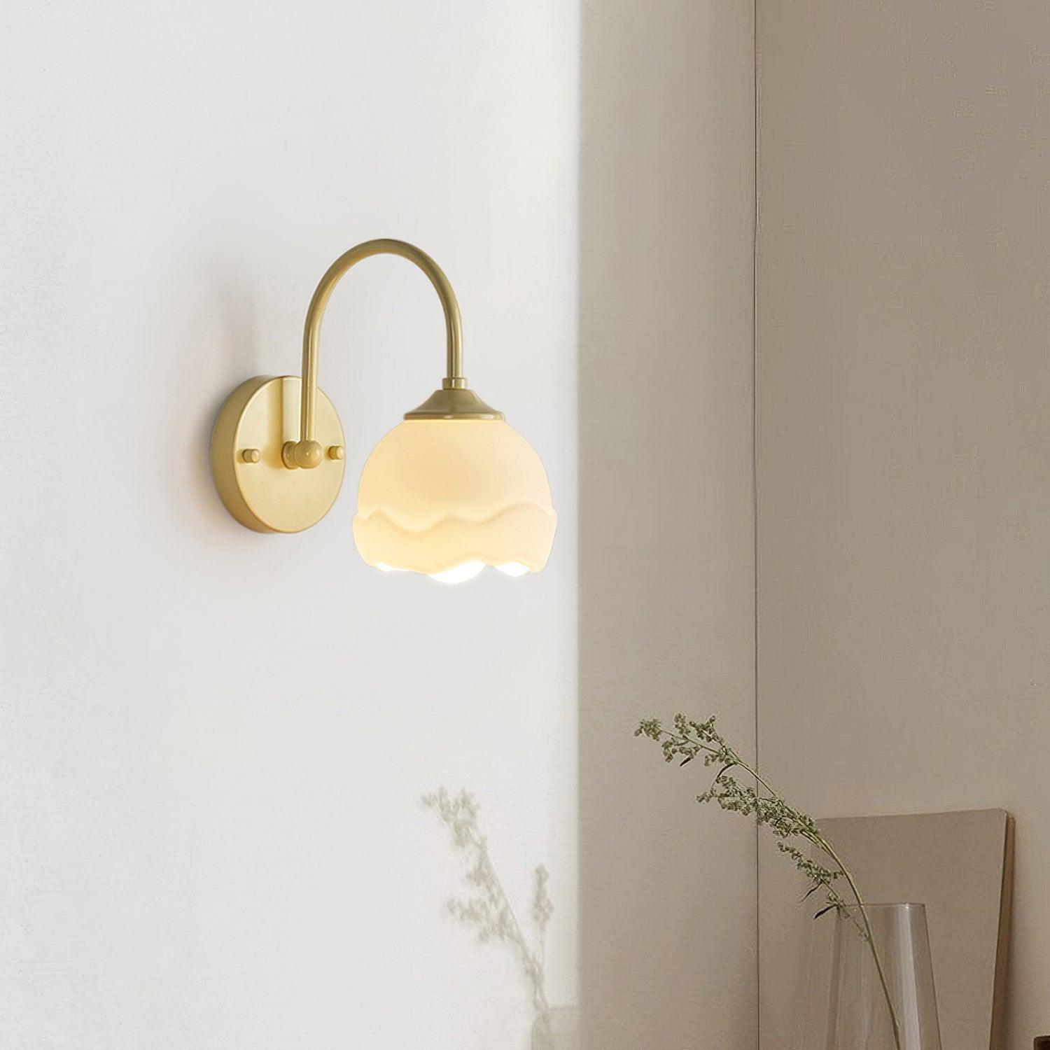 Milk White Floral Wall Lamp - Lumpaz