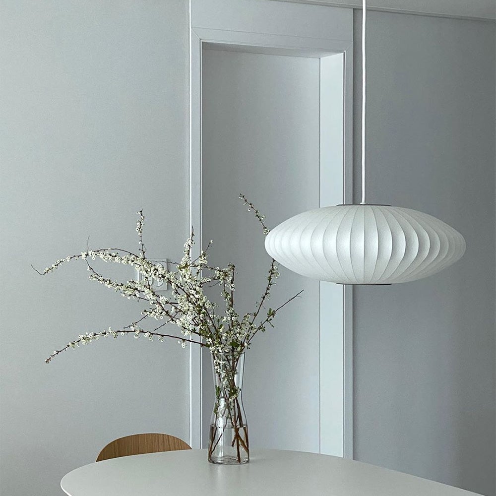 Nordic White Lantern Saucer Pendant Light For Living Room - Lumpaz