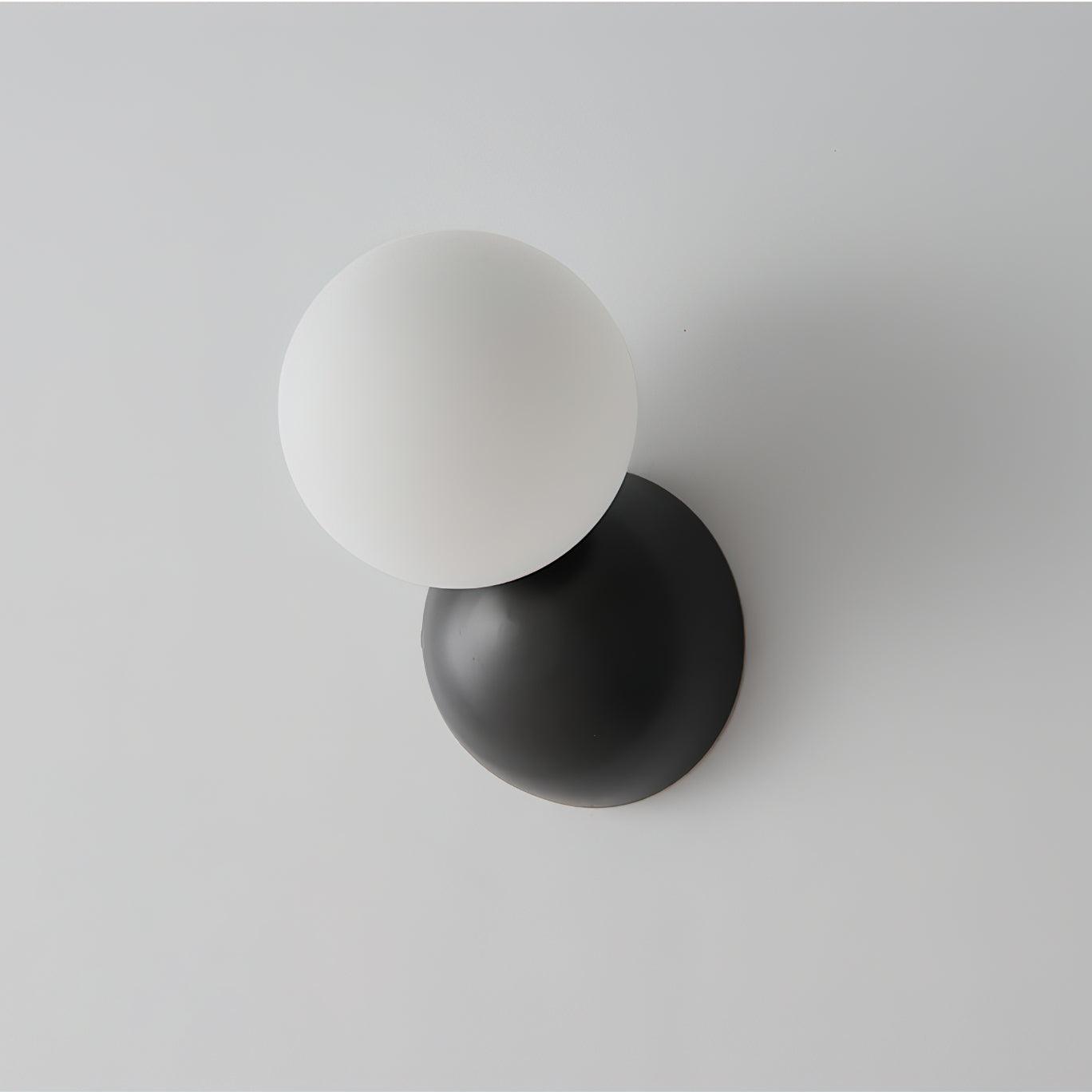 Single Globe Wall Light - Lumpaz