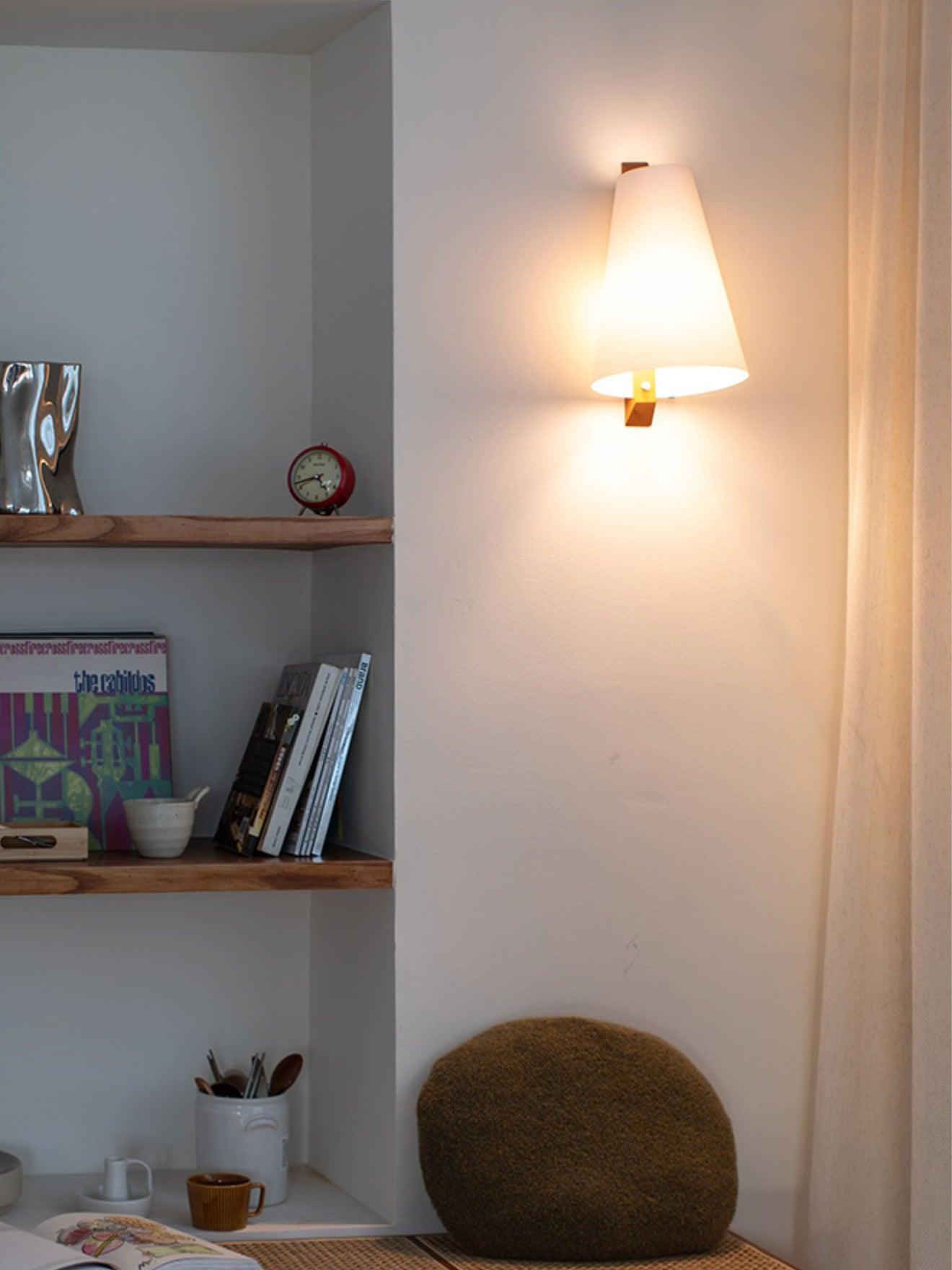 Lupe Wall Lamp - Lumpaz