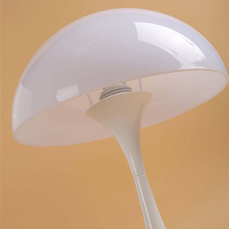 Salgado Minimalistische Tischlampe Metall, Weiß, Schlafzimmer/Wohnzimmer - Lumpaz