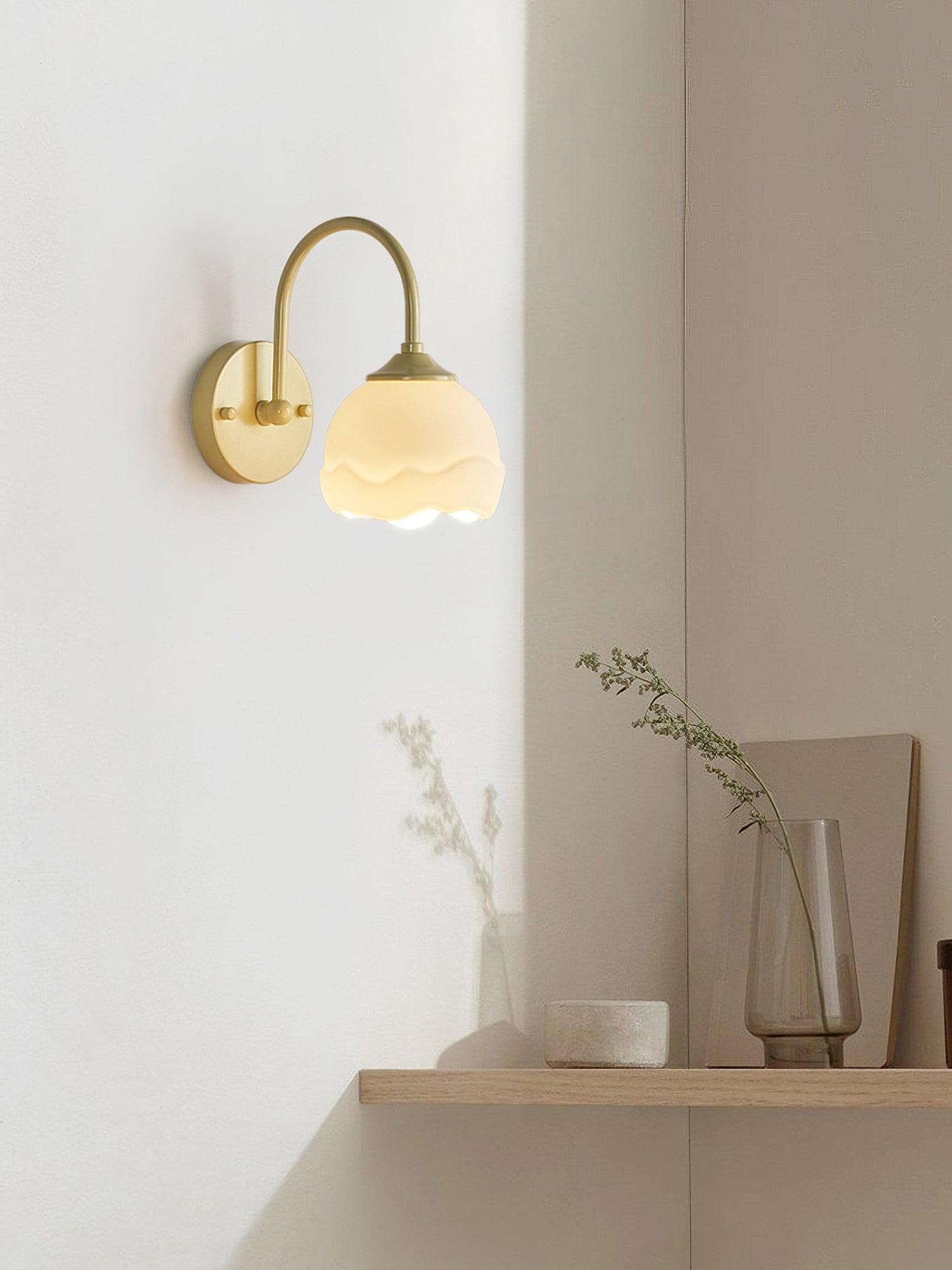 Milk White Floral Wall Lamp - Lumpaz
