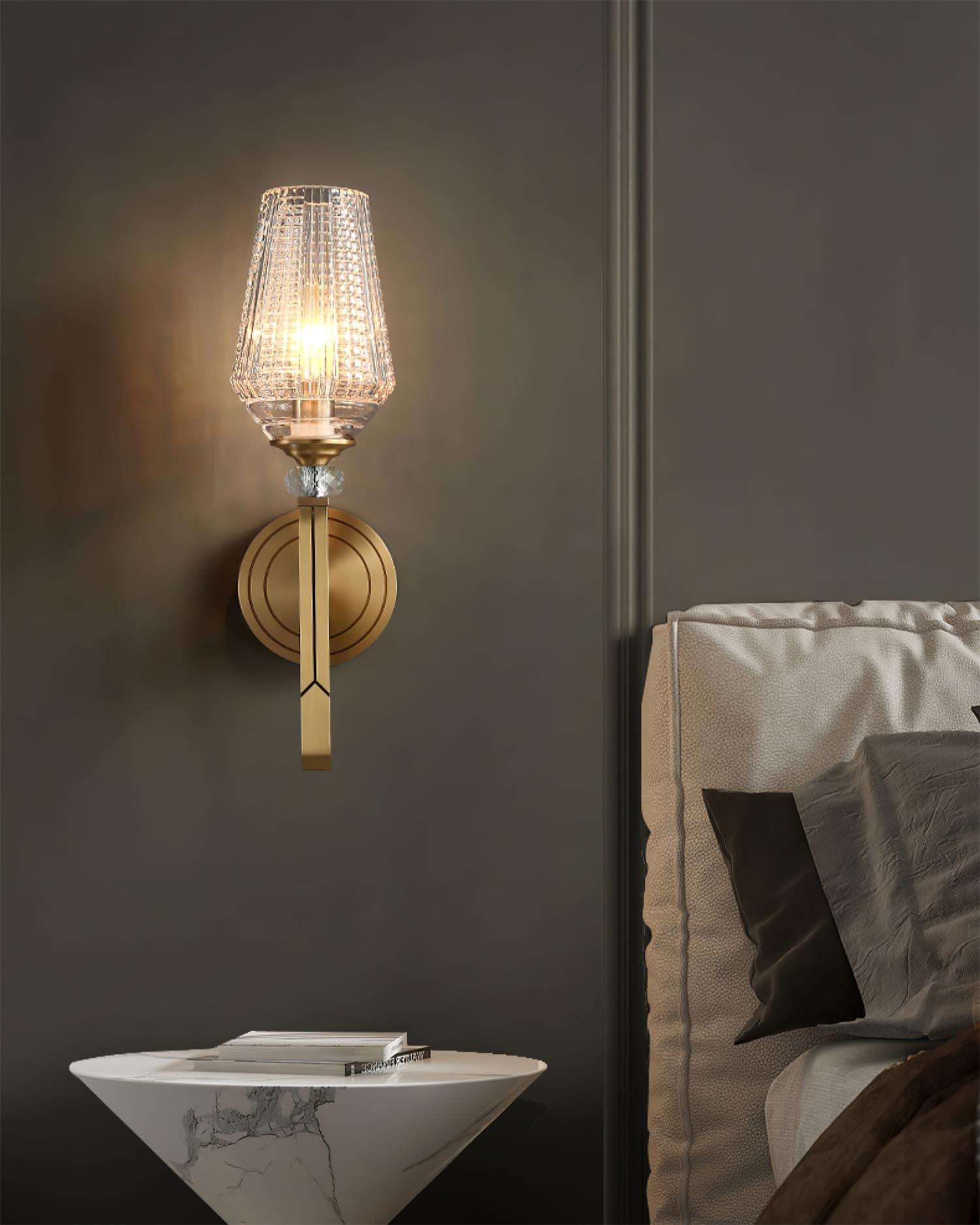 Devora Brass Wall Lamp - Lumpaz