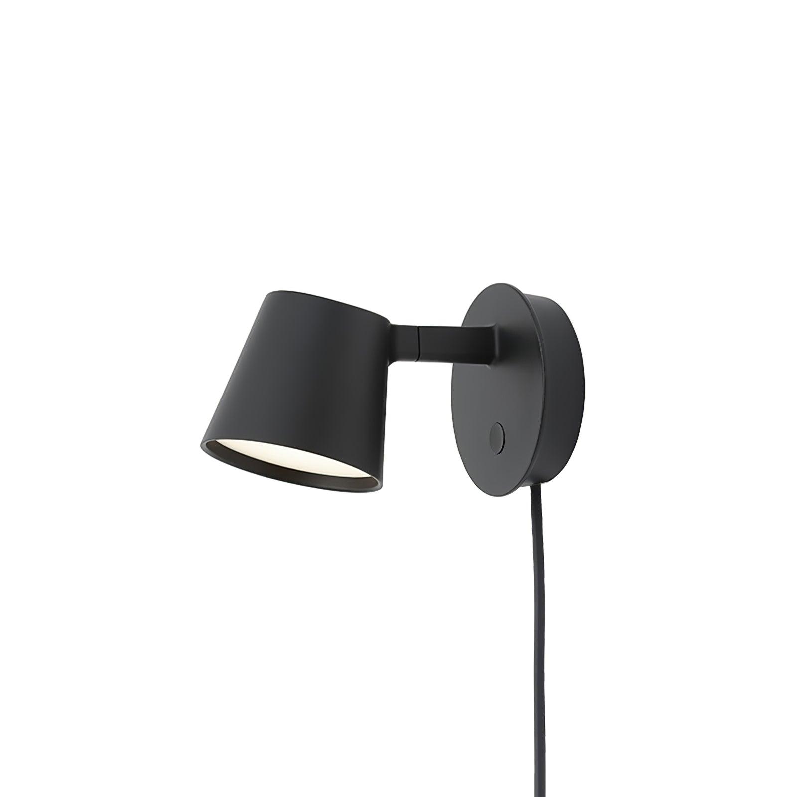 Tip Plug-In Wall Lamp - Lumpaz
