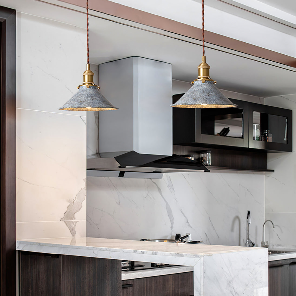Retro Industrial Metal Fanale Pendant Light - Lumpaz