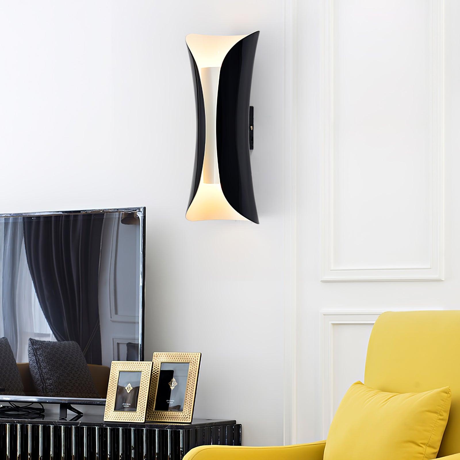 Small Waist Wall Lamp - Lumpaz