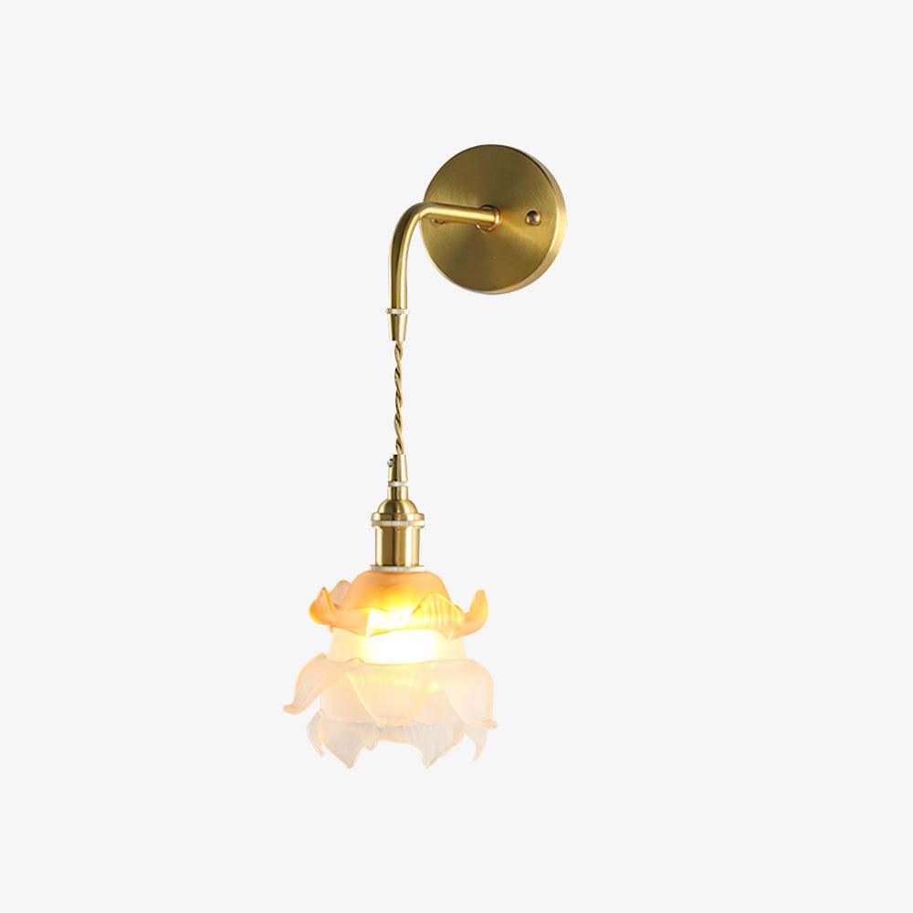 Laura Brass Wall Lamp - Lumpaz