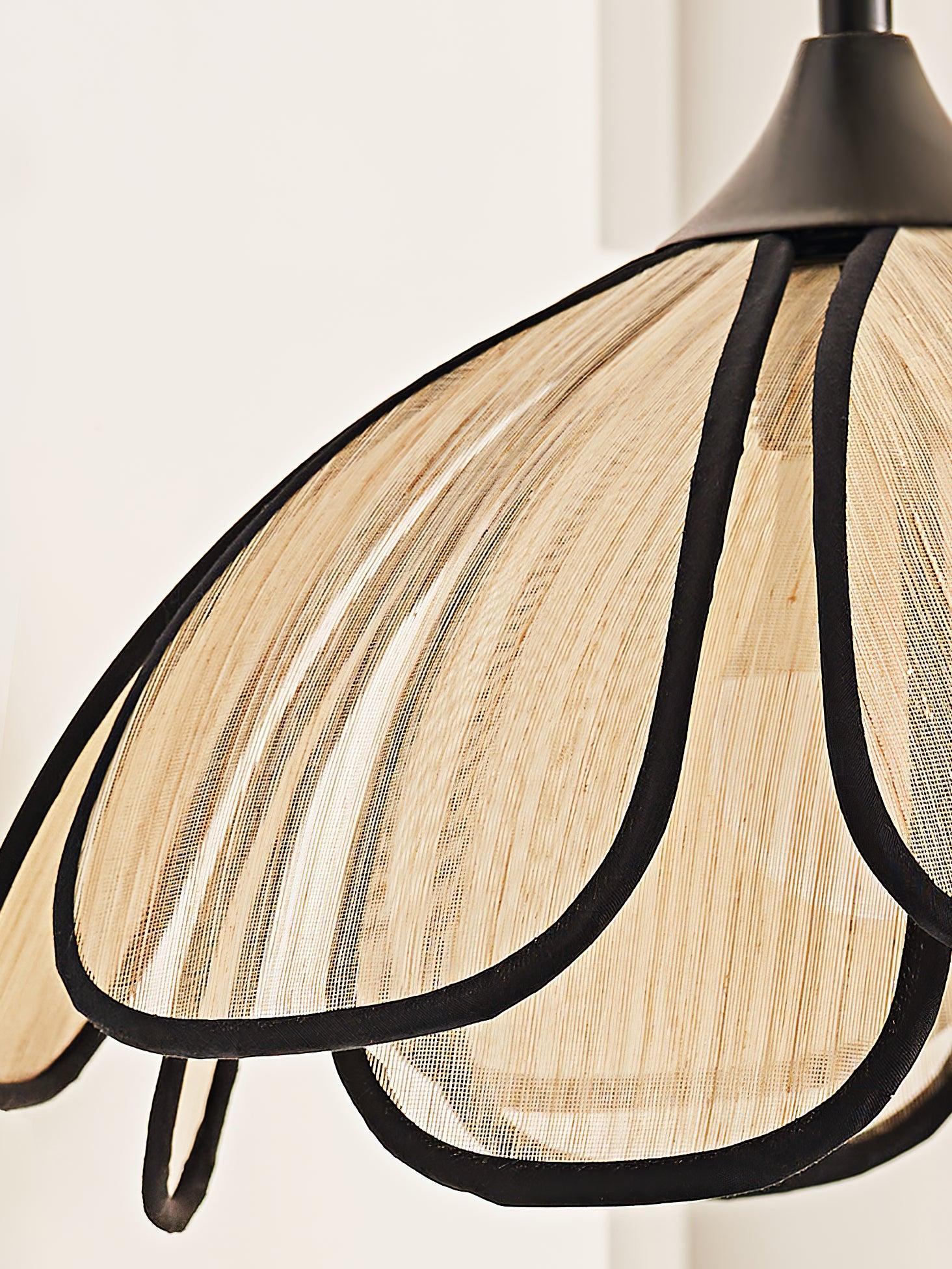 Burnt Petal Wall Lamp - Lumpaz