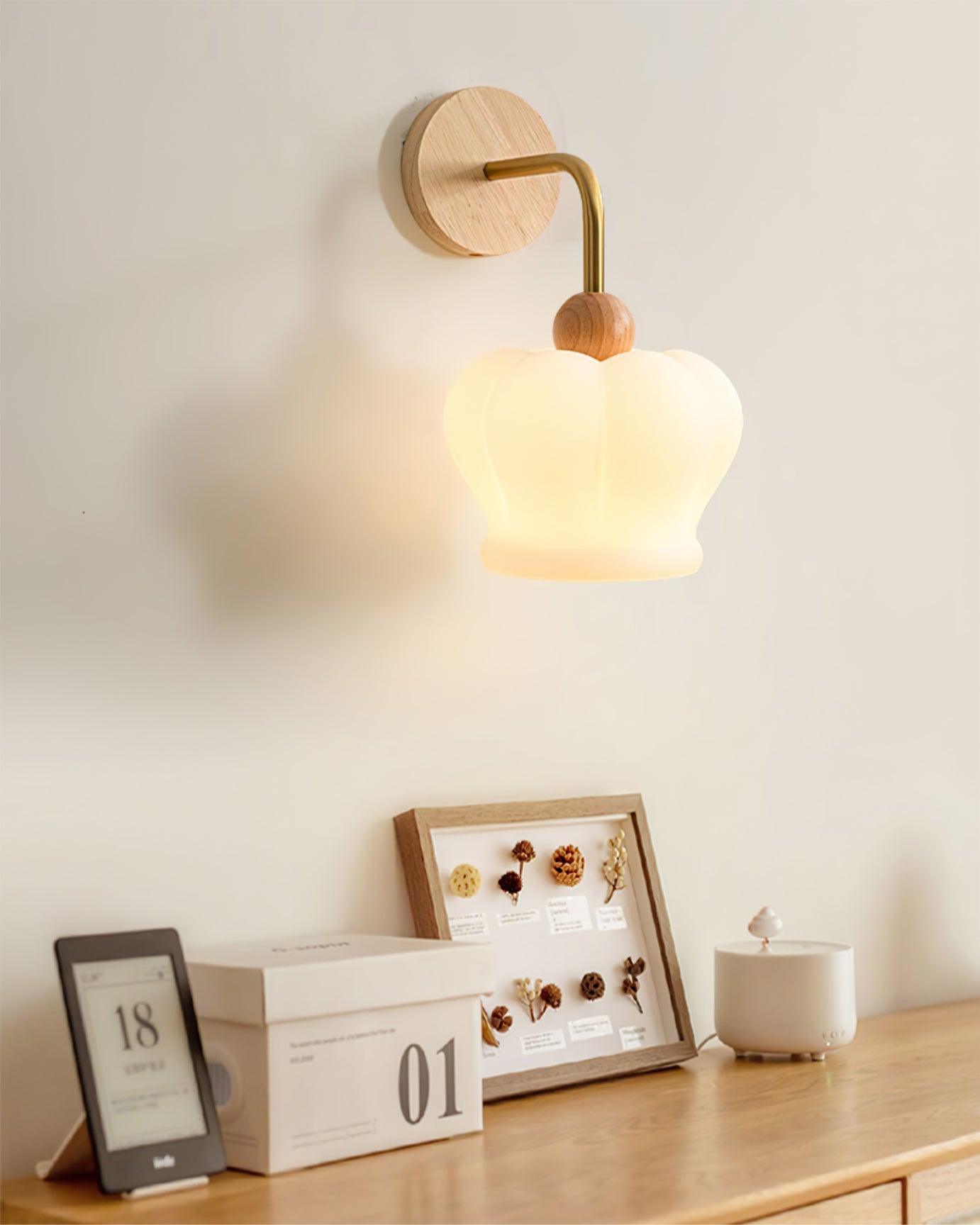 Crown Wall Lamp - Lumpaz
