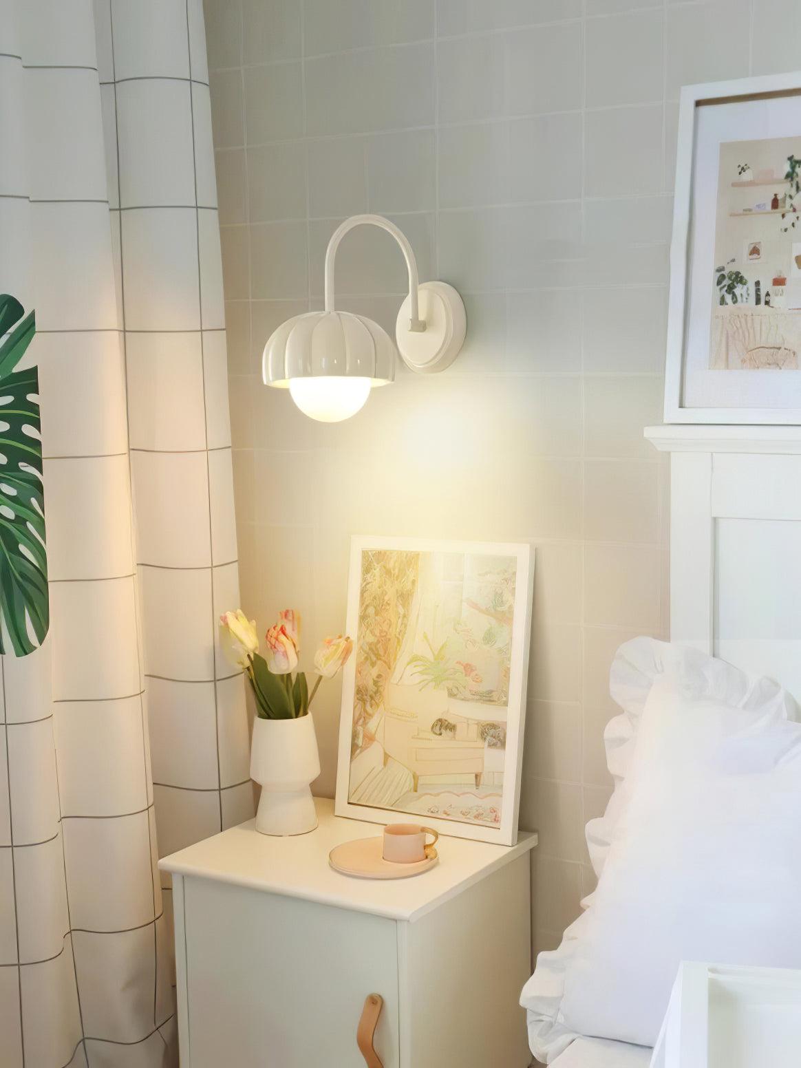 Creamy Pumpkin Wall Light - Lumpaz