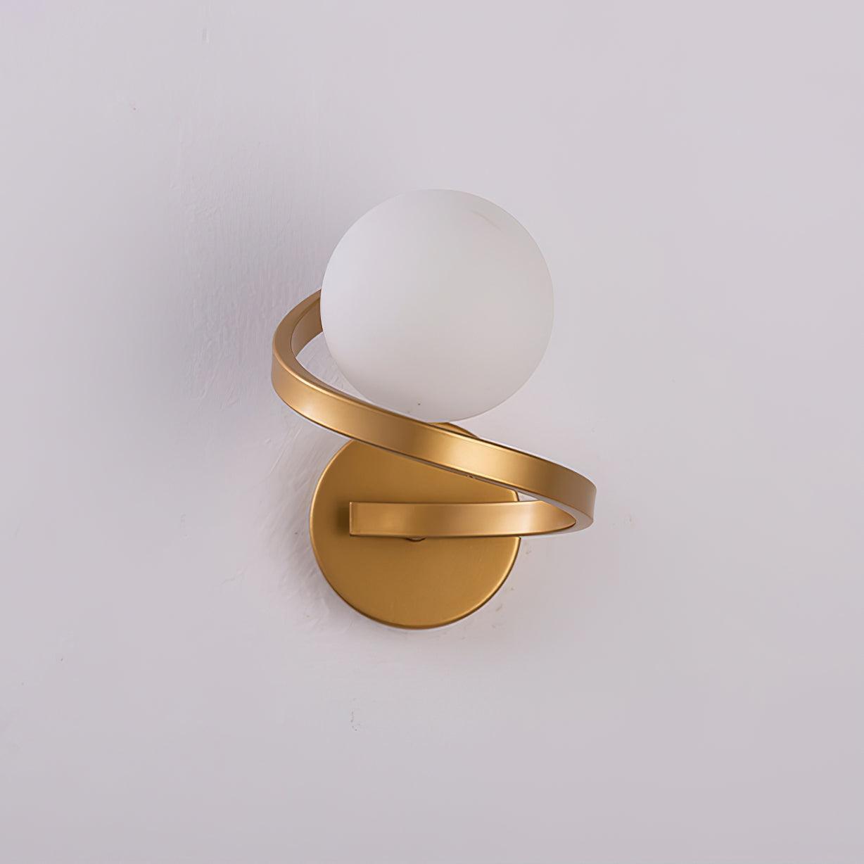 Curved Brass Wall Lamp - Lumpaz