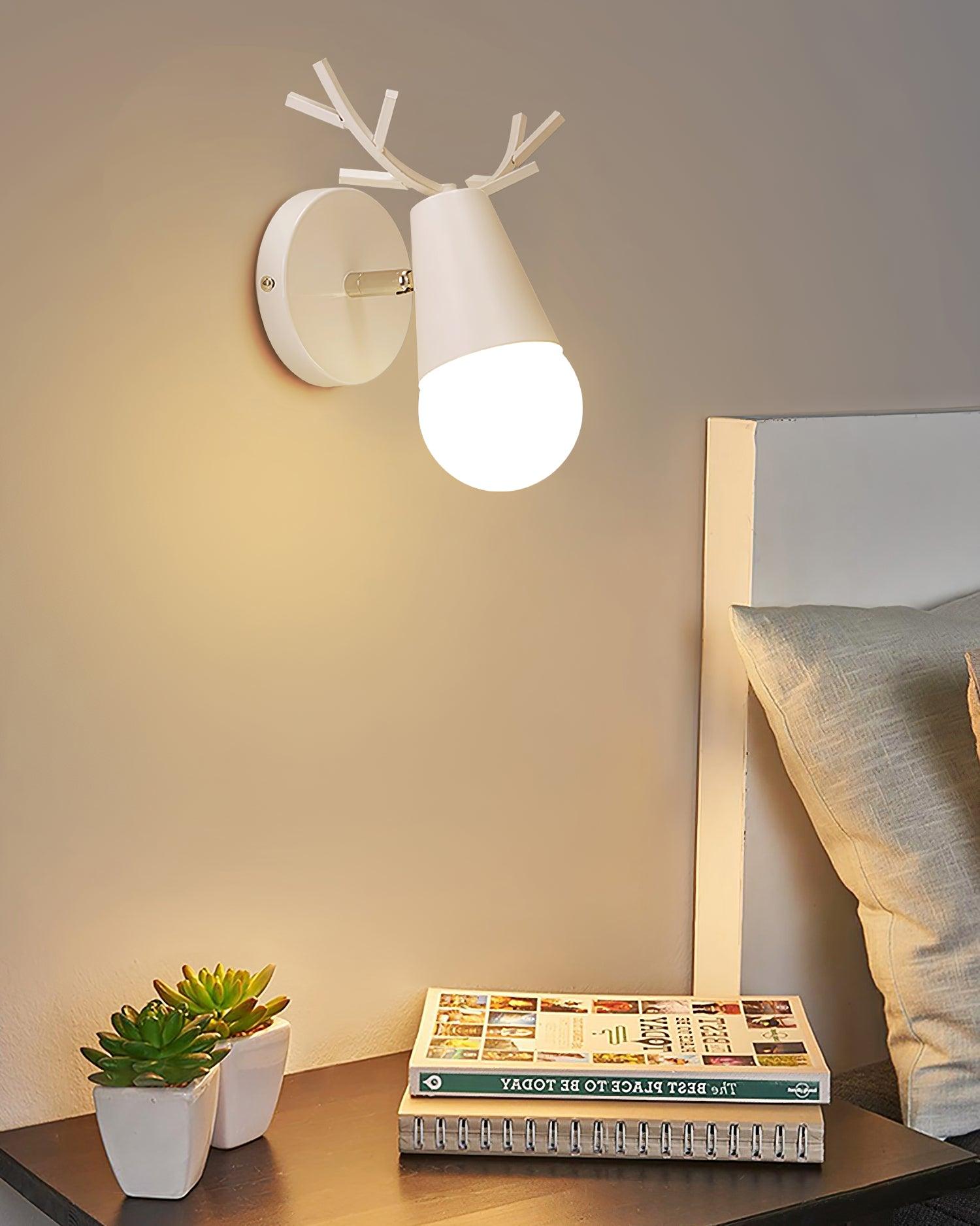 Yeknu Antler Wall Lamp - Lumpaz