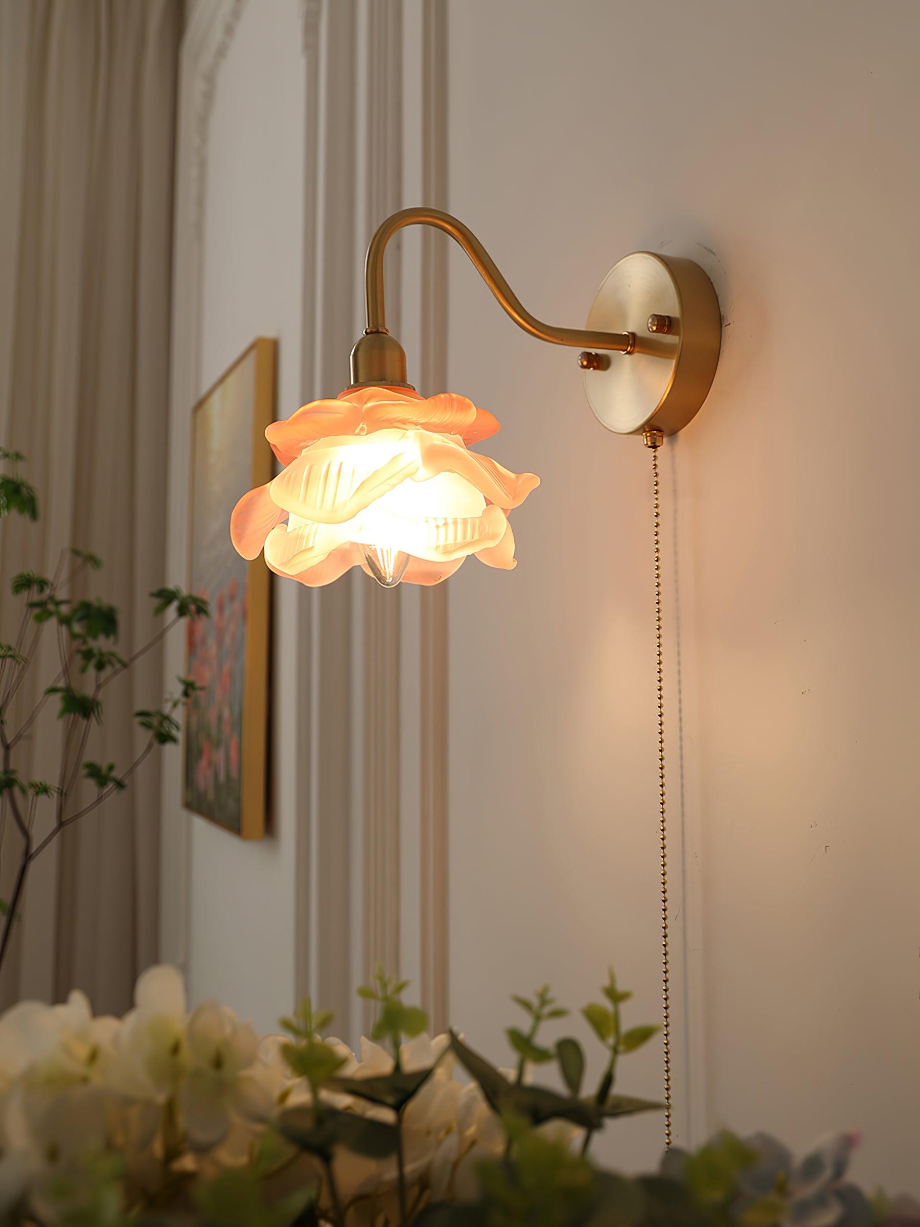 Rose Brass Wall Light - Lumpaz